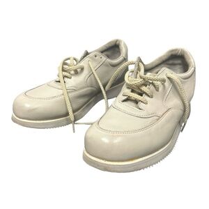 P.W. Minor Leather Cream Walking Shoe with Vibram Sole,Size 6.5, Discontinued